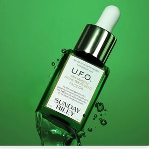 Sunday Riley U.F.O. Ultra-Clarifying Face Oil